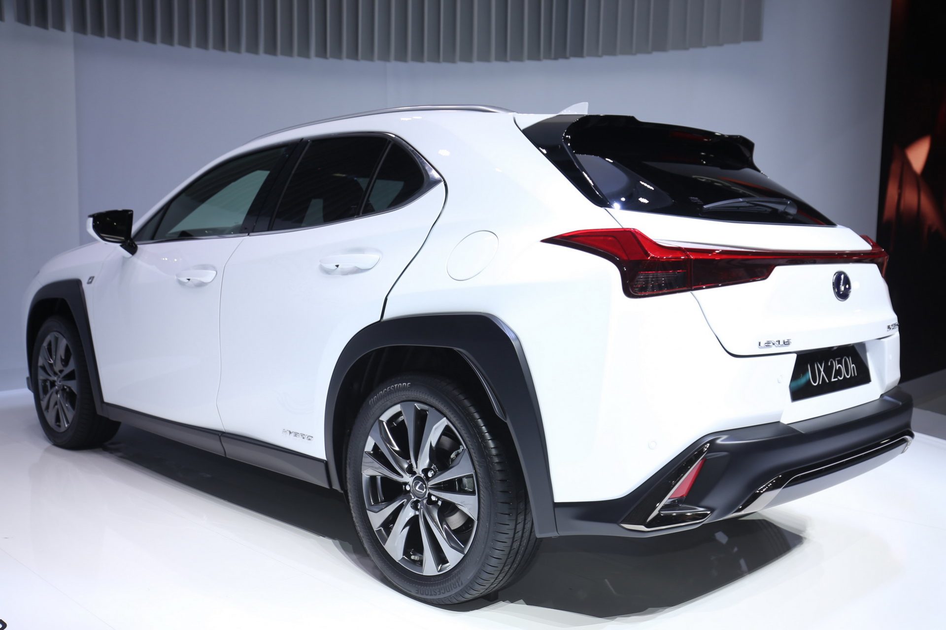 Lexus ux отзывы владельцев недостатки